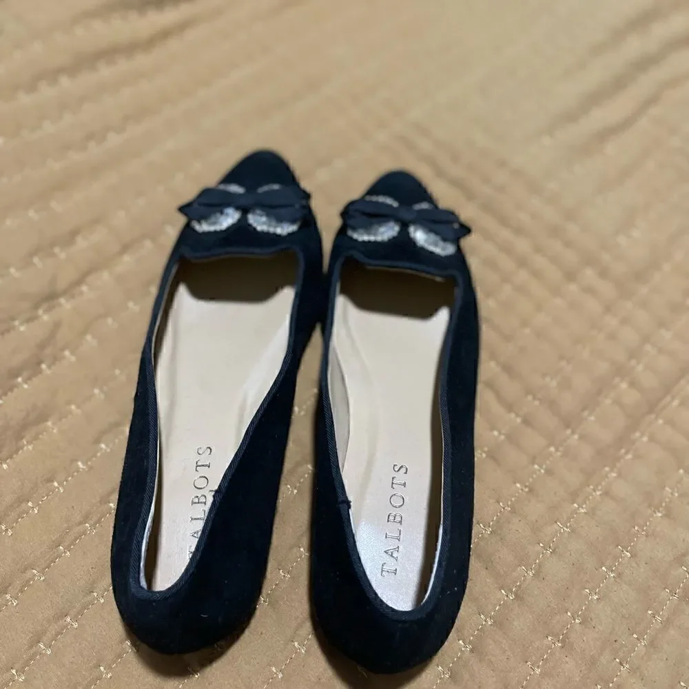 Talbots Black leather upper bow rhinestone flat 5M